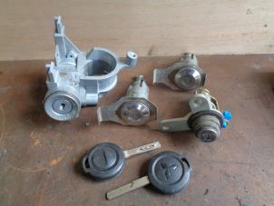 Used Set of locks Mitsubishi Colt (Z2/Z3) 1.5 16V Price € 75,00 Margin scheme offered by Autorecycling Bart