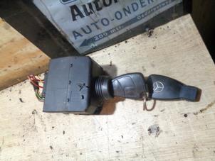 Used Ignition lock + key Mercedes A (W169) 1.5 A-150 5-Drs. Price € 70,00 Margin scheme offered by Autorecycling Bart