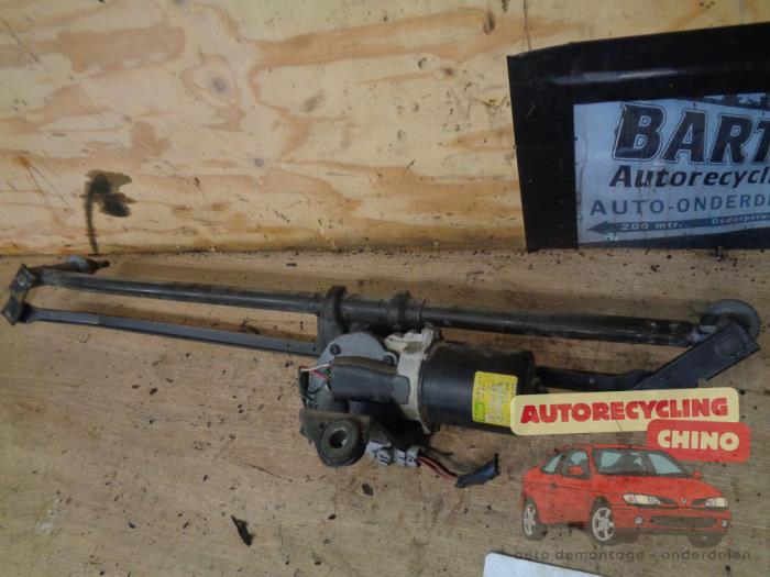 Wiper motor + mechanism Renault Master II 2.8 dTi T28 VALEO