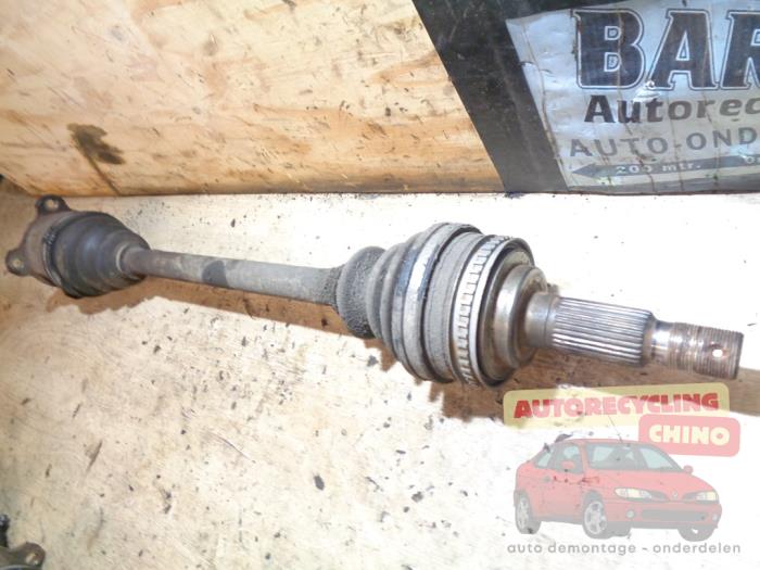 Lexus IS 200 Front drive shafts, right stock | ProxyParts.com