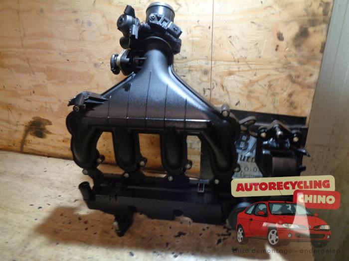 Gebrauchte Ansaugbrugge Volvo V50 (MW) 2.0 D 16V Preis € 27,00 Margenregelung angeboten von Autorecycling Chino B.V.