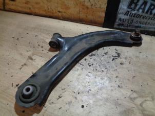 Used Front upper wishbone, right Renault Clio III (BR/CR) 1.2 16V 75 Price € 35,00 Margin scheme offered by Autorecycling Bart