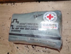 Used First aid kit Volkswagen Polo V (6R) 1.2 12V Price € 25,00 Margin scheme offered by Autorecycling Bart