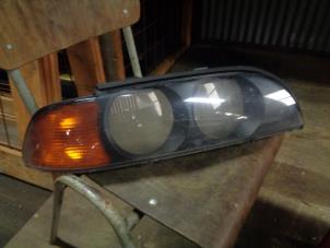 Used Headlight lens, right BMW 5-Serie Price € 20,00 Margin scheme offered by Autorecycling Bart