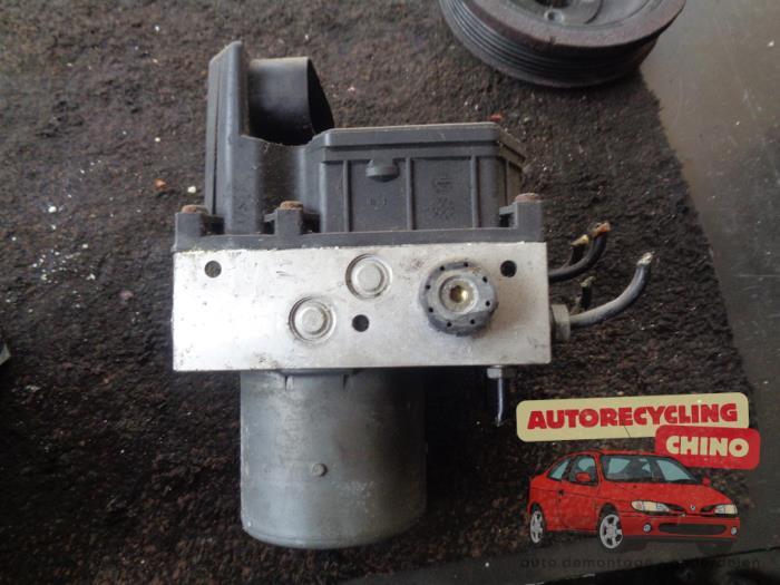 Begagnade ABS-pump Alfa Romeo 147 (937) 1.6 HP Twin Spark 16V Pris € 23,00 Marginaltabell erbjuds av Autorecycling Chino B.V.
