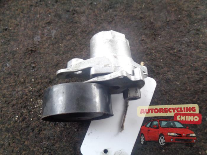 Usados Rodillo tensor correa múltiple Audi A1 (8X1/8XK) 1.4 TFSI 16V 122 Precio € 12,00 Norma de margen ofrecido por Autorecycling Chino B.V.
