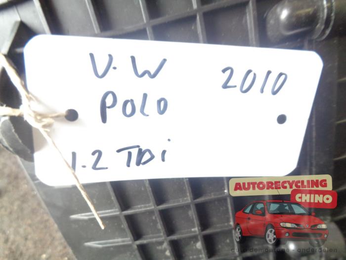 Begagnade Luftfilterhus Volkswagen Polo V (6R) 1.2 TDI 12V BlueMotion Pris € 12,00 Marginaltabell erbjuds av Autorecycling Chino B.V.