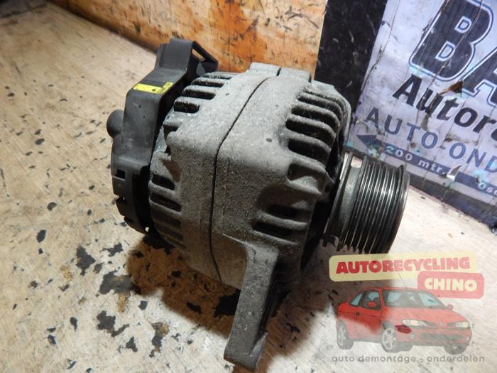 Usagé Dynamo Hyundai i20 1.4 CRDi 16V Prix € 27,00 Règlement à la marge proposé par Autorecycling Chino B.V.