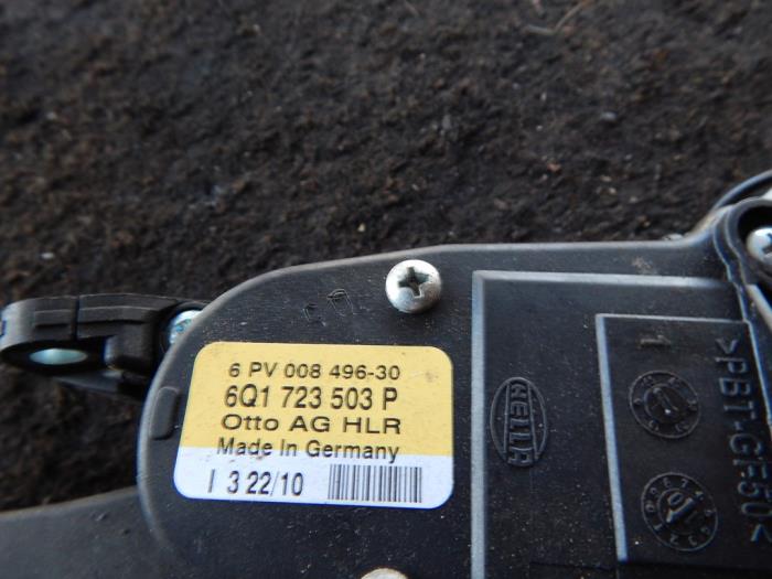 Accelerator pedal from a Skoda Fabia 2011