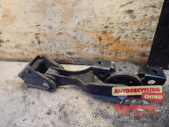 Used Engine mount Chevrolet Spark Price € 19,00 Margin scheme offered by Autorecycling Chino B.V.
