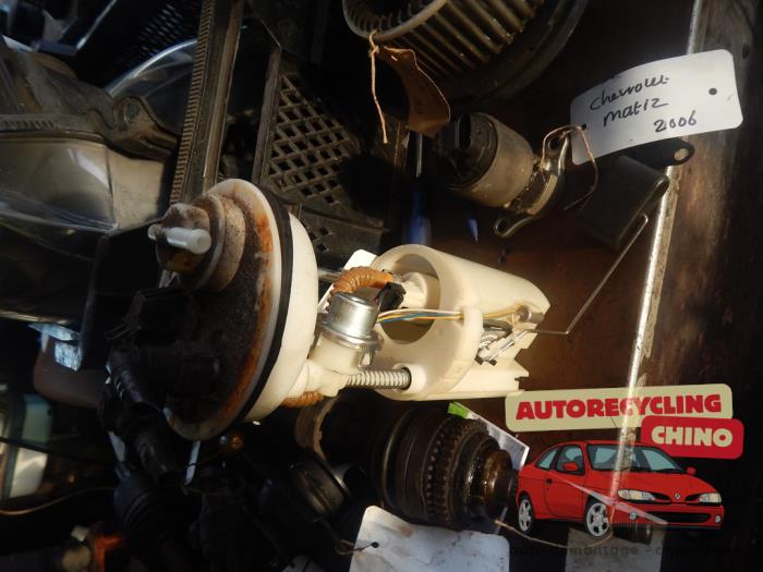 Begagnade Bensinpump Chevrolet Matiz 0.8 S,SE Pris € 27,00 Marginaltabell erbjuds av Autorecycling Chino B.V.