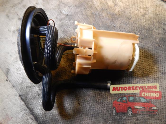 Gebrauchte Benzinpumpe Opel Astra G (F08/48) 1.6 Preis € 31,00 Margenregelung angeboten von Autorecycling Chino B.V.