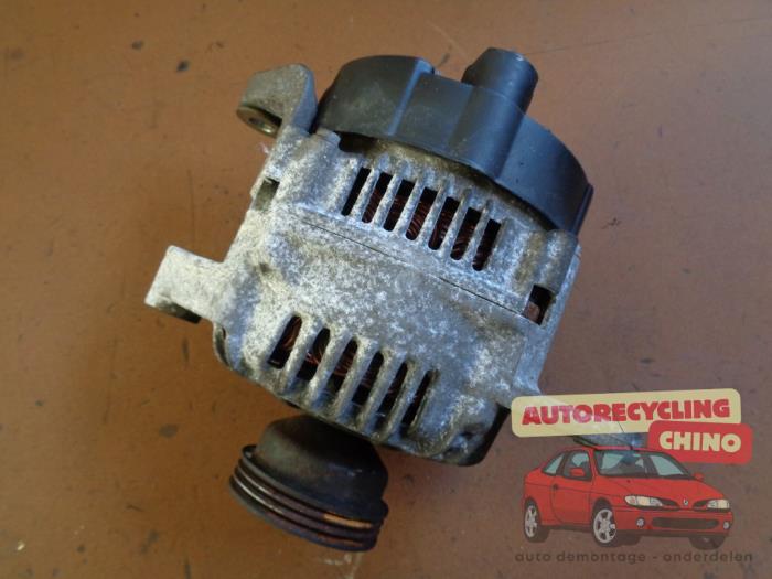 Usagé Dynamo Renault Clio II (BB/CB) 1.4 Prix € 27,00 Règlement à la marge proposé par Autorecycling Chino B.V.