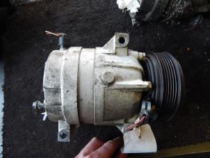 Used Air conditioning pump Renault Laguna II Grandtour (KG) 1.9 dCi 120 Price € 75,00 Margin scheme offered by Autorecycling Bart