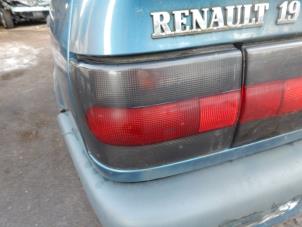 Used Taillight, left Renault 19 Phase II/III (B/C53) 1.4 Price € 25,00 Margin scheme offered by Autorecycling Bart