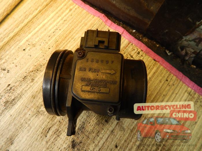 Gebrauchte Luftmassenmesser Ford Focus 1 1.8 16V Preis € 15,00 Margenregelung angeboten von Autorecycling Chino B.V.