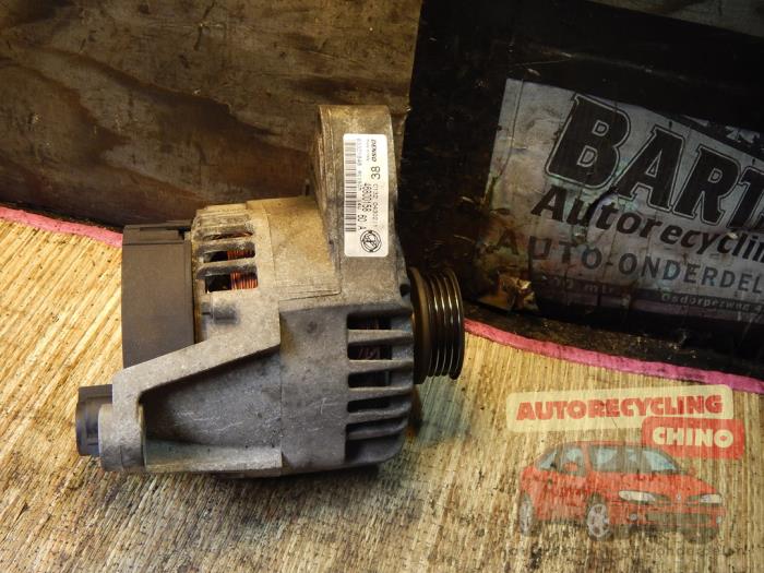 Usagé Dynamo Fiat Punto II (188) 1.2 60 S Prix € 35,00 Règlement à la marge proposé par Autorecycling Chino B.V.