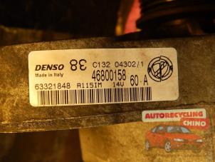 Dynamo van een Fiat Punto II (188) 1.2 60 S 2002