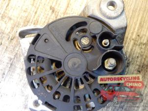 Dynamo van een Fiat Punto II (188) 1.2 60 S 2002