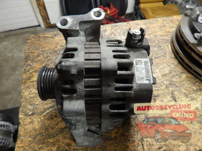 Begagnade Dynamo Ford Fiesta 5 (JD/JH) 1.25 16V Pris € 30,00 Marginaltabell erbjuds av Autorecycling Chino B.V.