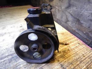 Used Power steering pump Peugeot 206 SW (2E/K) 1.4 Price € 25,00 Margin scheme offered by Autorecycling Bart