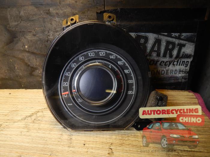 Fiat 500 Compteurs kilométrique KM stock ProxyParts.fr