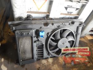 Begagnade Kylarsats Peugeot Partner Tepee (7A/B/C/D/E/F/G/J/P/S) 1.6 HDI 75 16V Phase 1 Pris € 145,00 Marginaltabell erbjuds av Autorecycling Chino B.V.