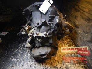 Getriebe van een Fiat Punto I (176) 55 1.1 1998