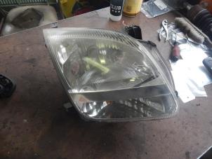 Used Headlight, right Suzuki New Ignis (MH) 1.5 16V 4x4 Price € 50,00 Margin scheme offered by Autorecycling Bart