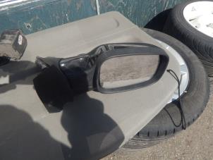 Used Wing mirror, right Renault Scénic II (JM) 1.6 16V Price € 40,00 Margin scheme offered by Autorecycling Bart