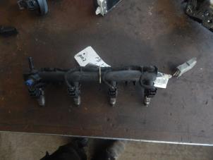 Used Fuel injector nozzle Peugeot 207/207+ (WA/WC/WM) 1.4 16V Price € 50,00 Margin scheme offered by Autorecycling Bart