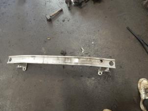 Used Front bumper frame Renault Clio III (BR/CR) 1.5 dCi FAP Price € 50,00 Margin scheme offered by Autorecycling Bart