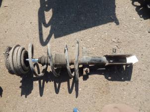 Used Front shock absorber, right Renault Laguna II Grandtour (KG) 1.8 16V Price € 35,00 Margin scheme offered by Autorecycling Bart