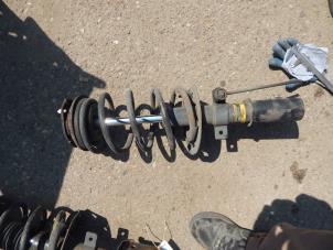 Used Front shock absorber, right Renault Espace (JK) 2.2 dCi 16V Price € 50,00 Margin scheme offered by Autorecycling Bart