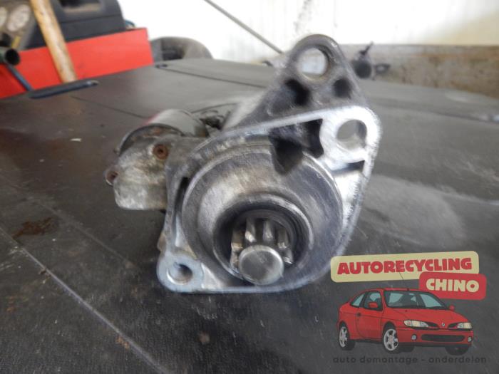 Gebrauchte Anlasser Volkswagen Golf IV (1J1) 1.6 16V Preis € 25,00 Margenregelung angeboten von Autorecycling Chino B.V.