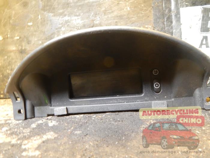 Begagnade Klocka Opel Corsa C (F08/68) 1.2 16V Twin Port Pris € 25,00 Marginaltabell erbjuds av Autorecycling Chino B.V.