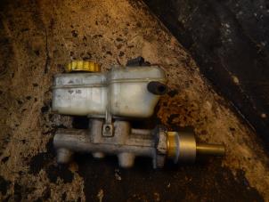 Used Master cylinder Volkswagen Polo IV (9N1/2/3) 1.4 16V Price € 25,00 Margin scheme offered by Autorecycling Bart