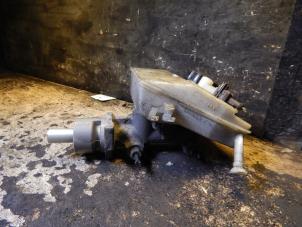 Used Master cylinder Peugeot 206 (2A/C/H/J/S) 1.4 XR,XS,XT,Gentry Price € 25,00 Margin scheme offered by Autorecycling Bart