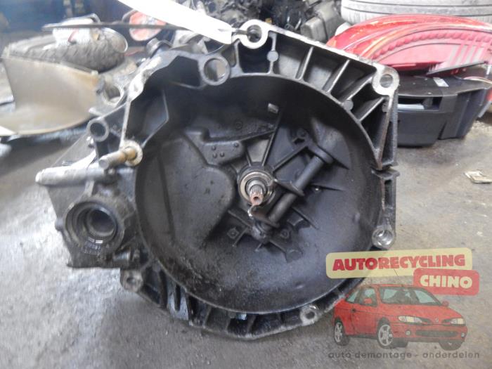 Gebrauchte Getriebe Fiat 500 (312) 1.3 MJTD 16V Preis € 300,00 Margenregelung angeboten von Autorecycling Chino B.V.