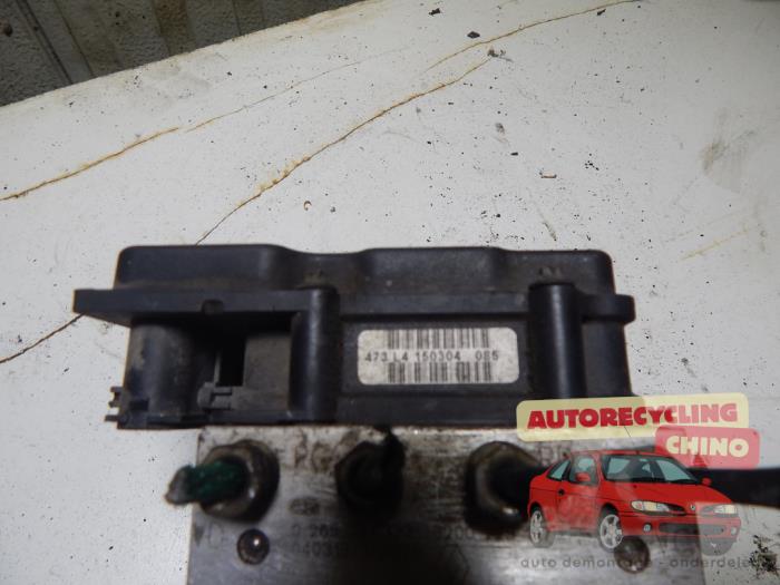 ABS-pump från en Renault Twingo (C06) 1.2 16V 2007