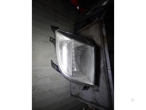 Used Headlight, left Ford Fusion 1.4 16V Price € 40,00 Margin scheme offered by Autorecycling Bart