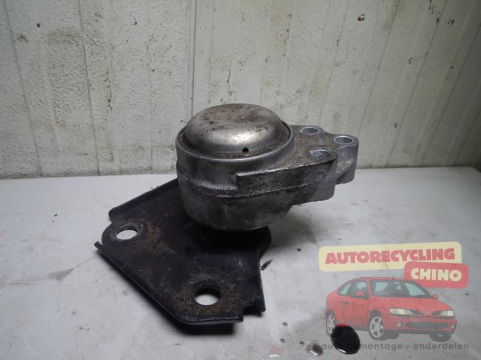 Used Engine mount Mazda 2 (NB/NC/ND/NE) 1.25 16V Price € 25,00 Margin scheme offered by Autorecycling Chino B.V.
