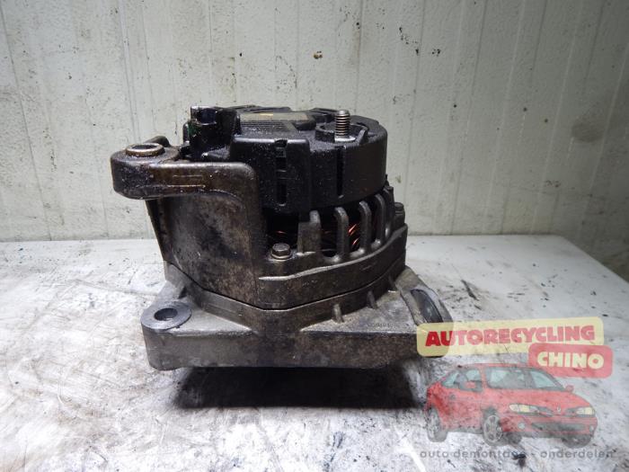 Dynamo from a Renault Twingo (C06) 1.2 1998