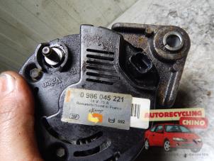 Dynamo from a Renault Twingo (C06) 1.2 1998