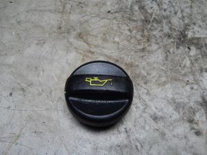 Gebrauchte Ölkappe Citroen Xsara Picasso (CH) 1.8 16V Preis € 9,99 Margenregelung angeboten von Autorecycling Bart