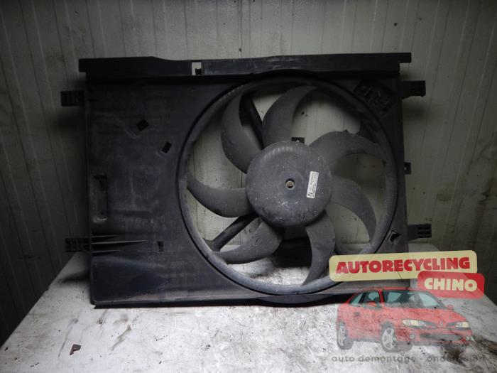 Używane Wentylator Fiat Grande Punto (199) 1.2 Cena € 30,00 Procedura marży oferowane przez Autorecycling Chino B.V.