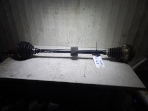 Used Front drive shaft, right Audi Q3 (8UB/8UG) 2.0 16V TFSI 170 Quattro Price € 100,00 Margin scheme offered by Autorecycling Bart
