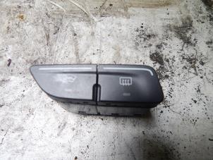 Used Rear window heating switch Ford Focus 3 Wagon 1.0 Ti-VCT EcoBoost 12V 125 Price € 15,00 Margin scheme offered by Autorecycling Bart