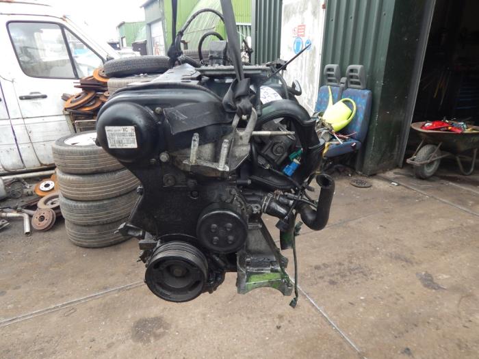 Engine from a Ford Focus 2 Wagon 1.6 16V 2005