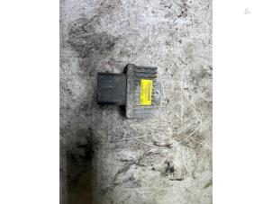 Used Glow plug relay Renault Kangoo Express (FW) 1.5 dCi 75 Price € 19,99 Margin scheme offered by Autorecycling Bart